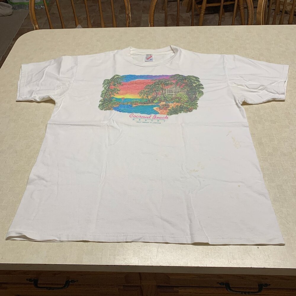 Vintage 90’s Coconut Beach Resort in Key West, Florida Jerzees T-Shirt XL